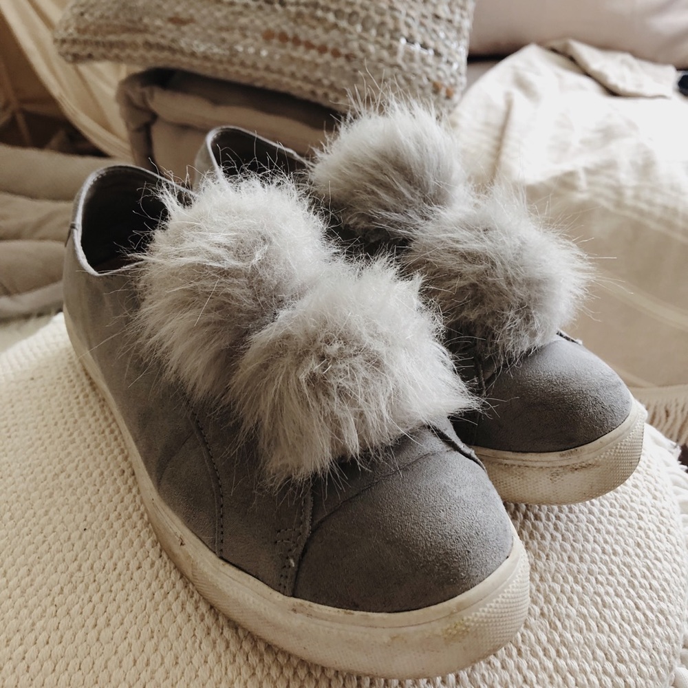 Steve Madden furball sneaker